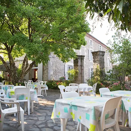 Restaurant Le Sully Hotel