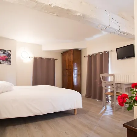 Restaurant Le Sully Hotel 2*