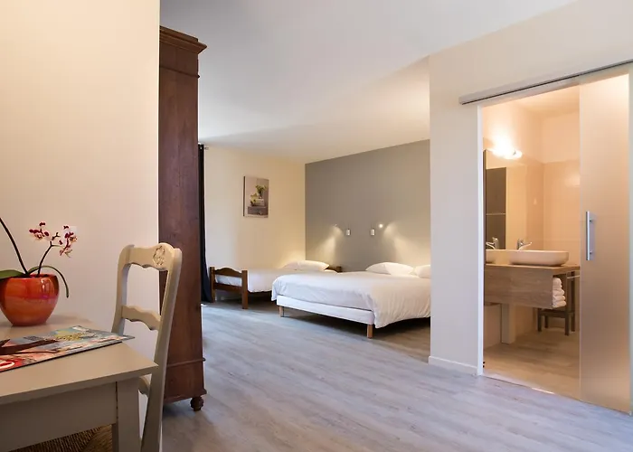 Restaurant Le Sully Saint-Saud-Lacoussière